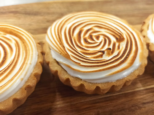 Lemon Meringue Tartlets hm