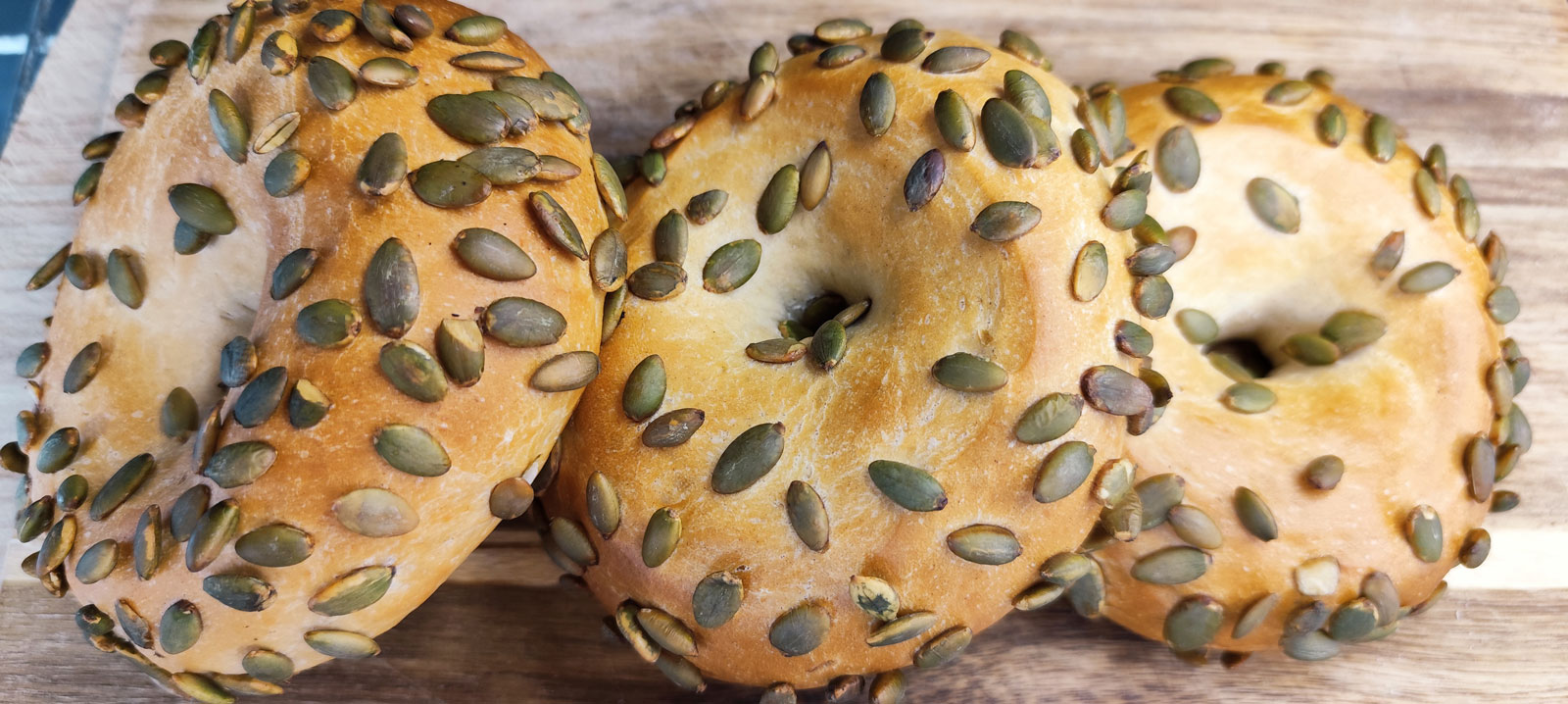 Pumpkin Seed Bagel, sliced
